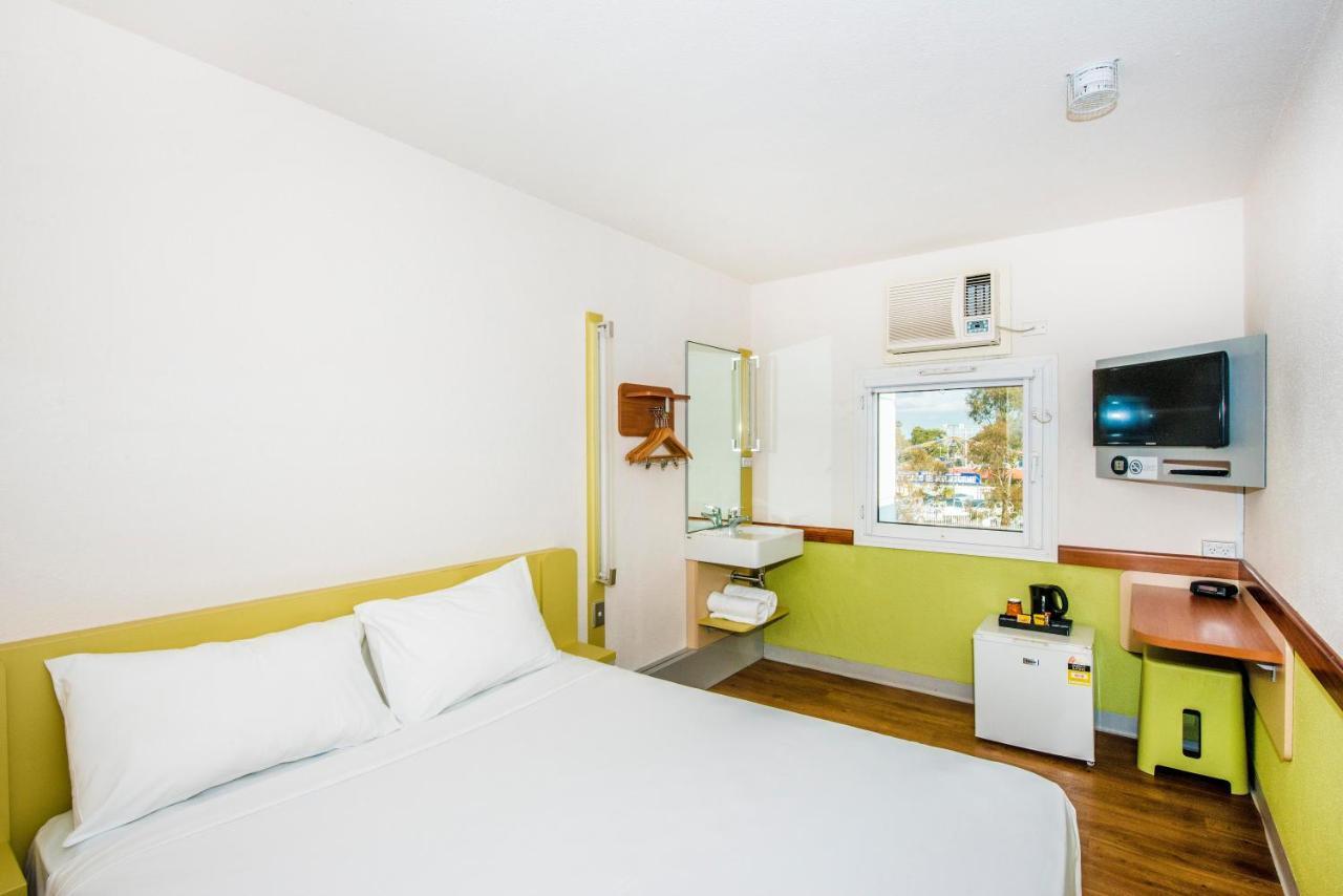 Ibis Budget - Данденонг Екстериор снимка